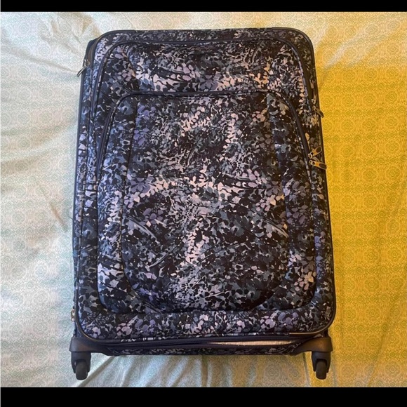 4 piece Luggage Set Ricardo Beverly Hills - Picture 3 of 6